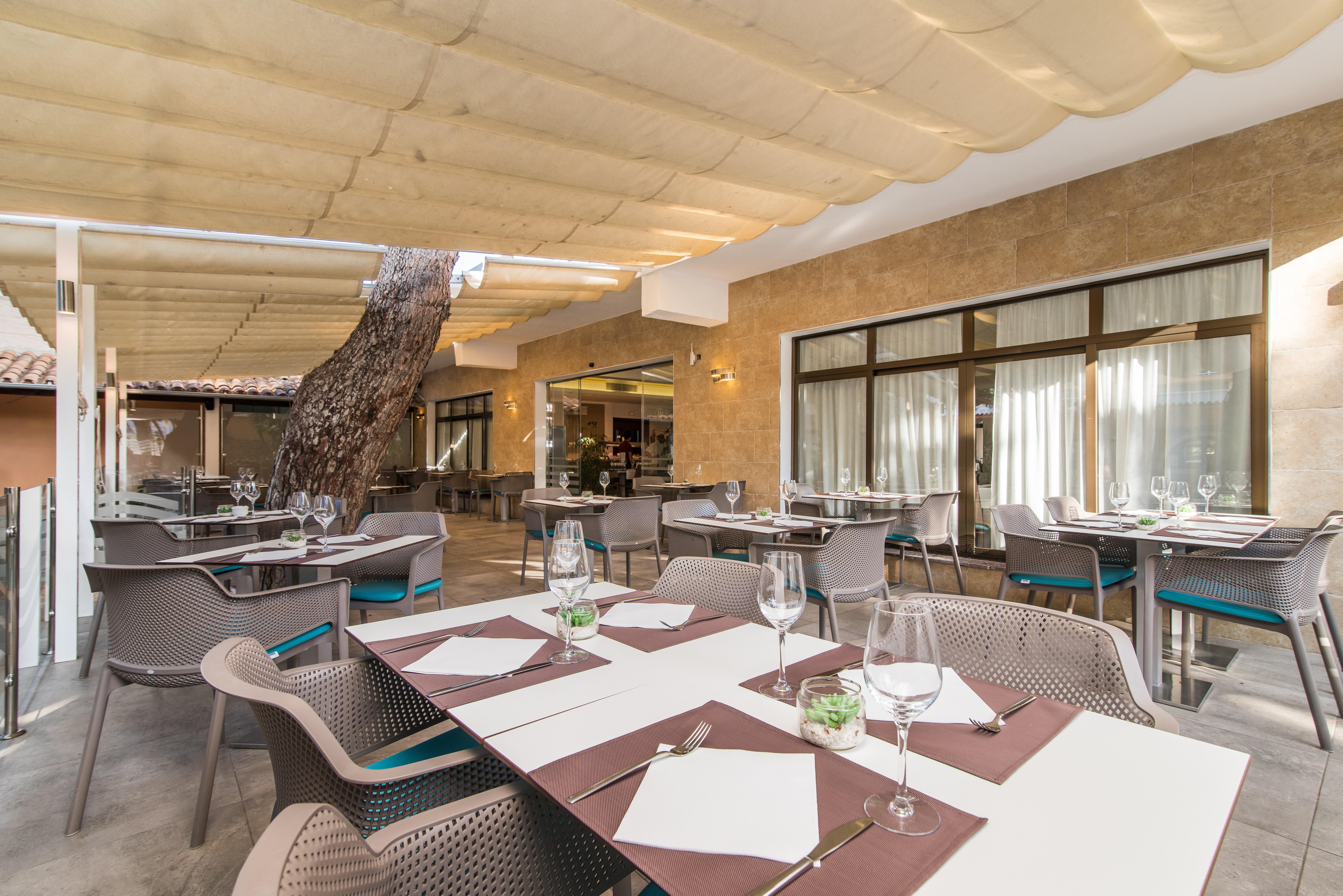 Hotel Baviera Cala Ratjada  Exterior photo
